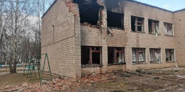 Kindergarden building in Chernihiv after the missile strile